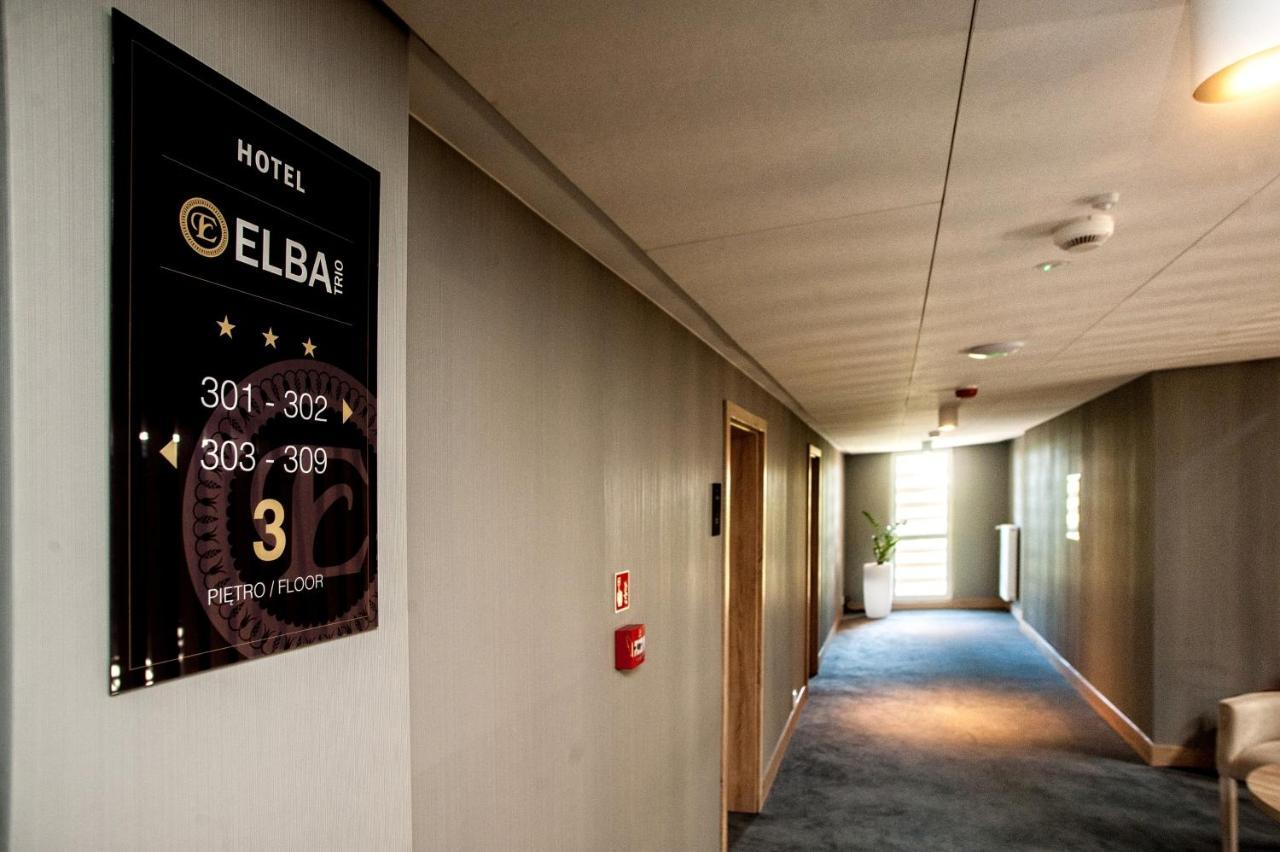 Elba Hotel Ostroleka  Buitenkant foto