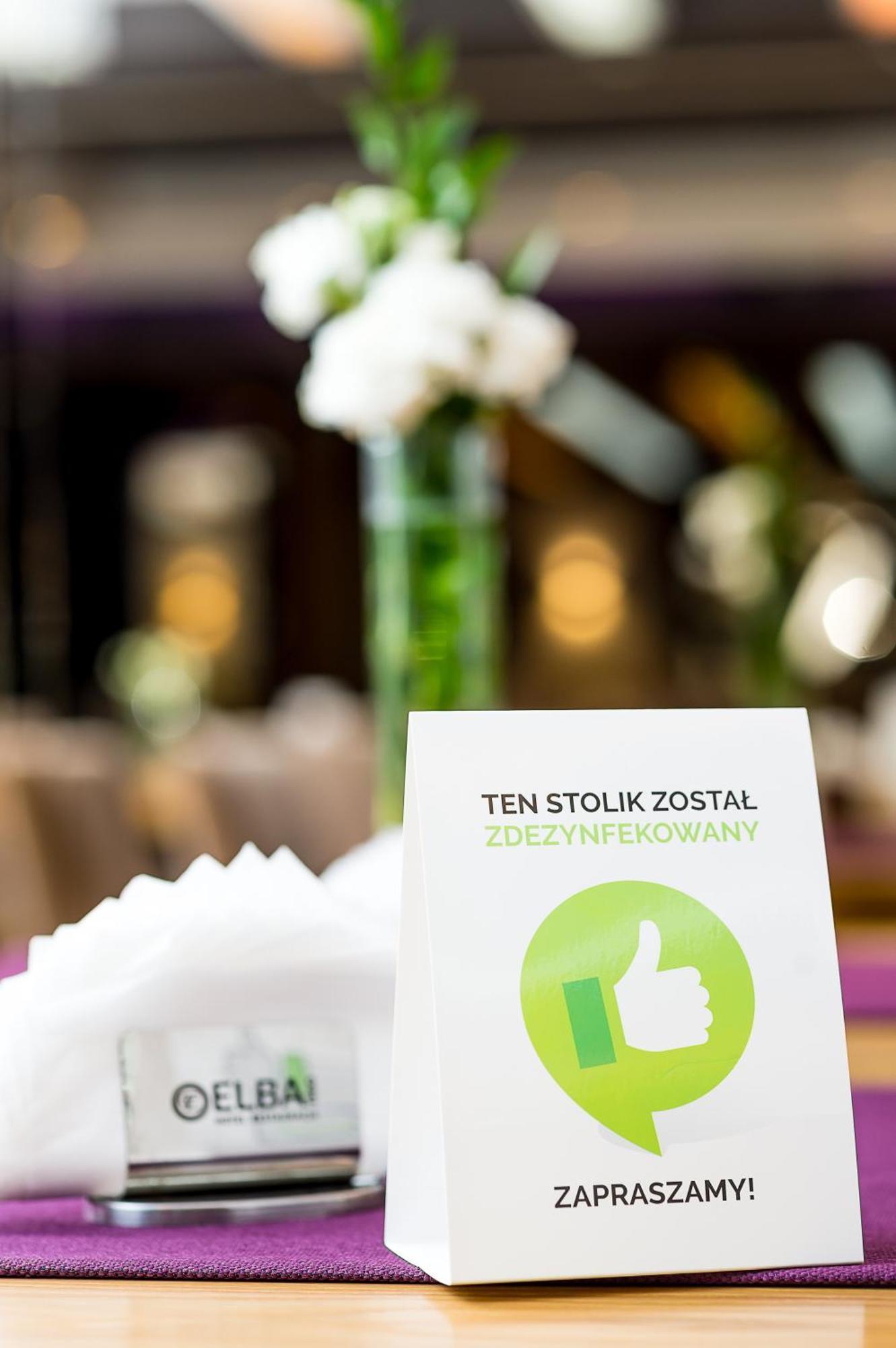 Elba Hotel Ostroleka  Buitenkant foto